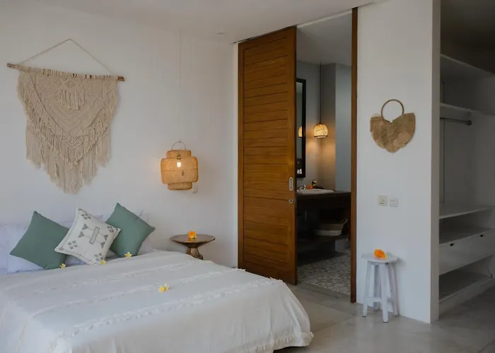The Bed By The Sea Canggu